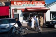 Muslims Welcome in Roubaix, France